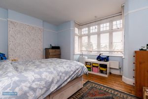 Bedroom- click for photo gallery